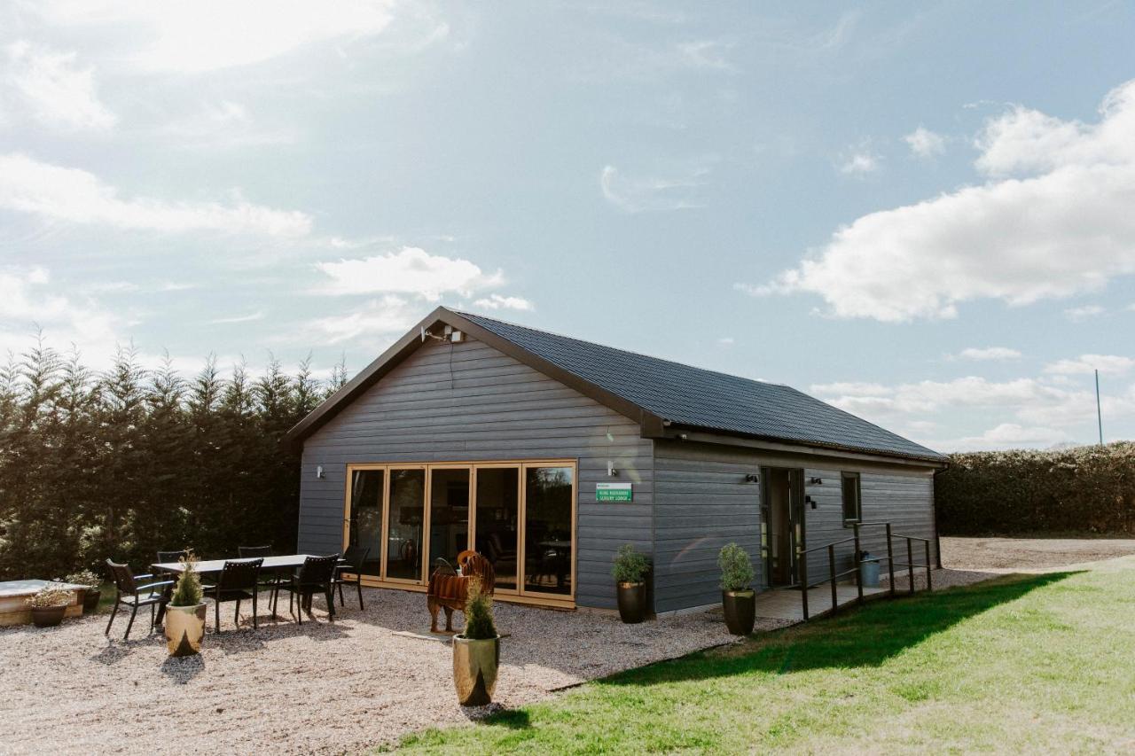 King Richard'S Luxury Lodge - Sleeps Up To 8 ,Dog Friendly ,Near Sherwood Forest At Fairview Farm In Nottingham Set In 88 Acres And Great For Groups,Family Gatherings,Corporate Events Exteriér fotografie