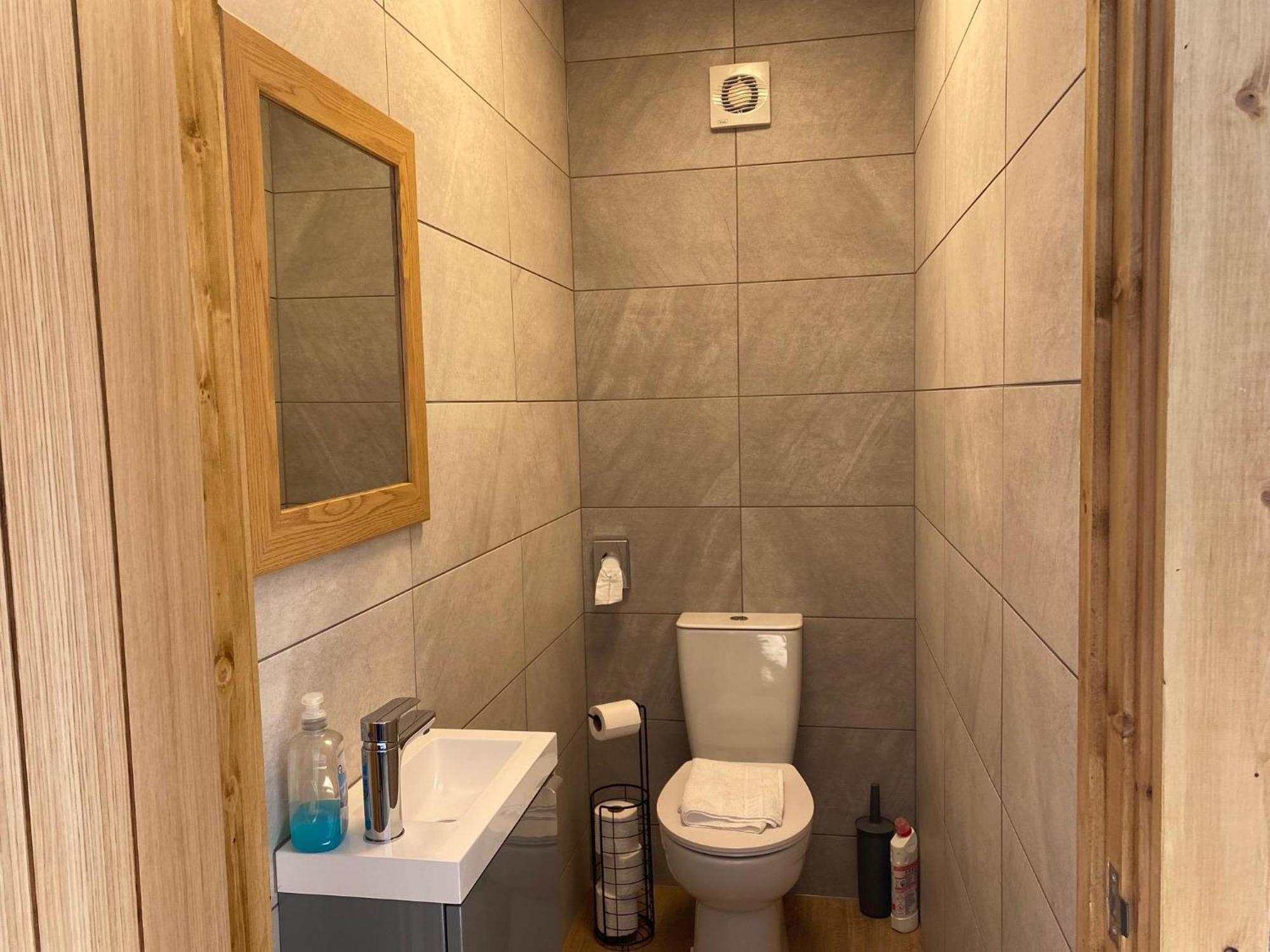 King Richard'S Luxury Lodge - Sleeps Up To 8 ,Dog Friendly ,Near Sherwood Forest At Fairview Farm In Nottingham Set In 88 Acres And Great For Groups,Family Gatherings,Corporate Events Exteriér fotografie