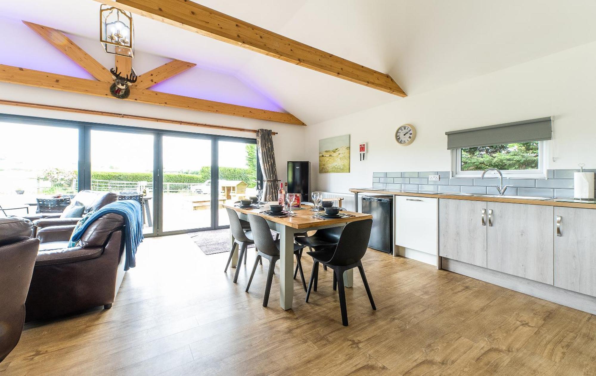 King Richard'S Luxury Lodge - Sleeps Up To 8 ,Dog Friendly ,Near Sherwood Forest At Fairview Farm In Nottingham Set In 88 Acres And Great For Groups,Family Gatherings,Corporate Events Exteriér fotografie