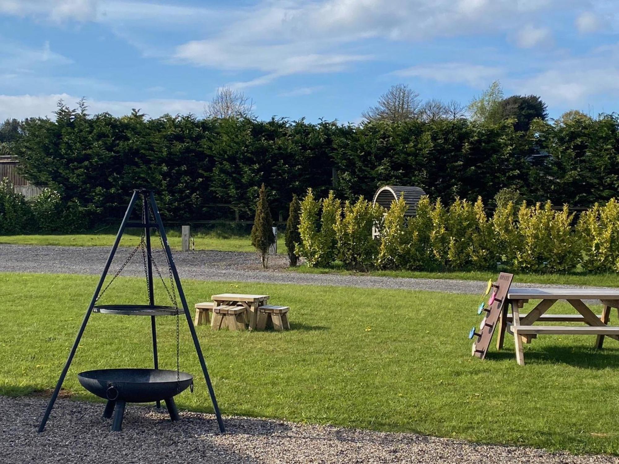King Richard'S Luxury Lodge - Sleeps Up To 8 ,Dog Friendly ,Near Sherwood Forest At Fairview Farm In Nottingham Set In 88 Acres And Great For Groups,Family Gatherings,Corporate Events Exteriér fotografie