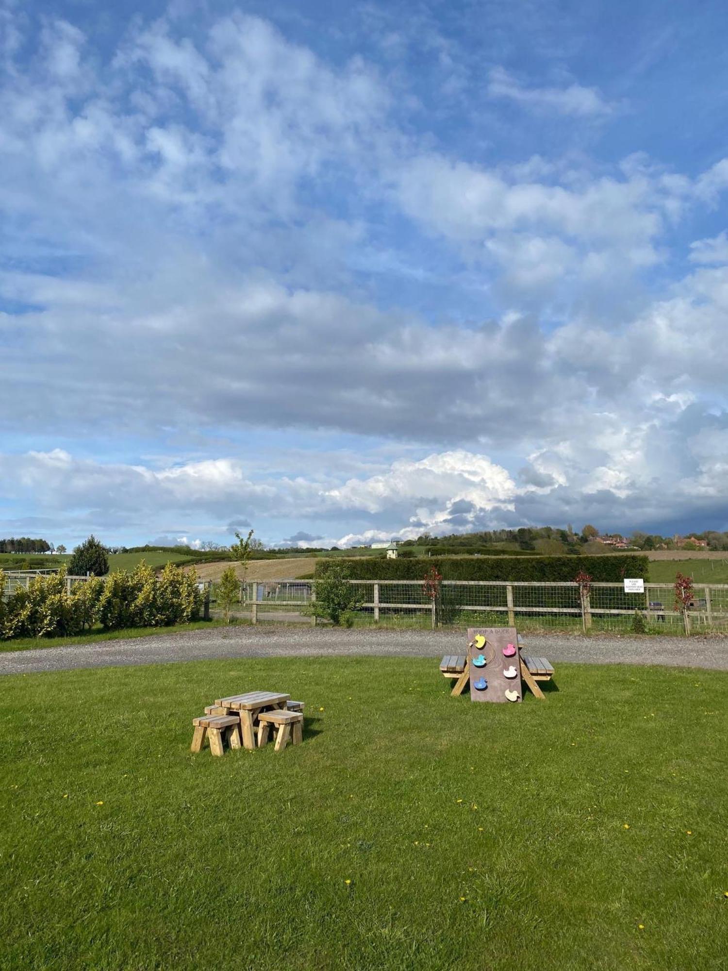 King Richard'S Luxury Lodge - Sleeps Up To 8 ,Dog Friendly ,Near Sherwood Forest At Fairview Farm In Nottingham Set In 88 Acres And Great For Groups,Family Gatherings,Corporate Events Exteriér fotografie