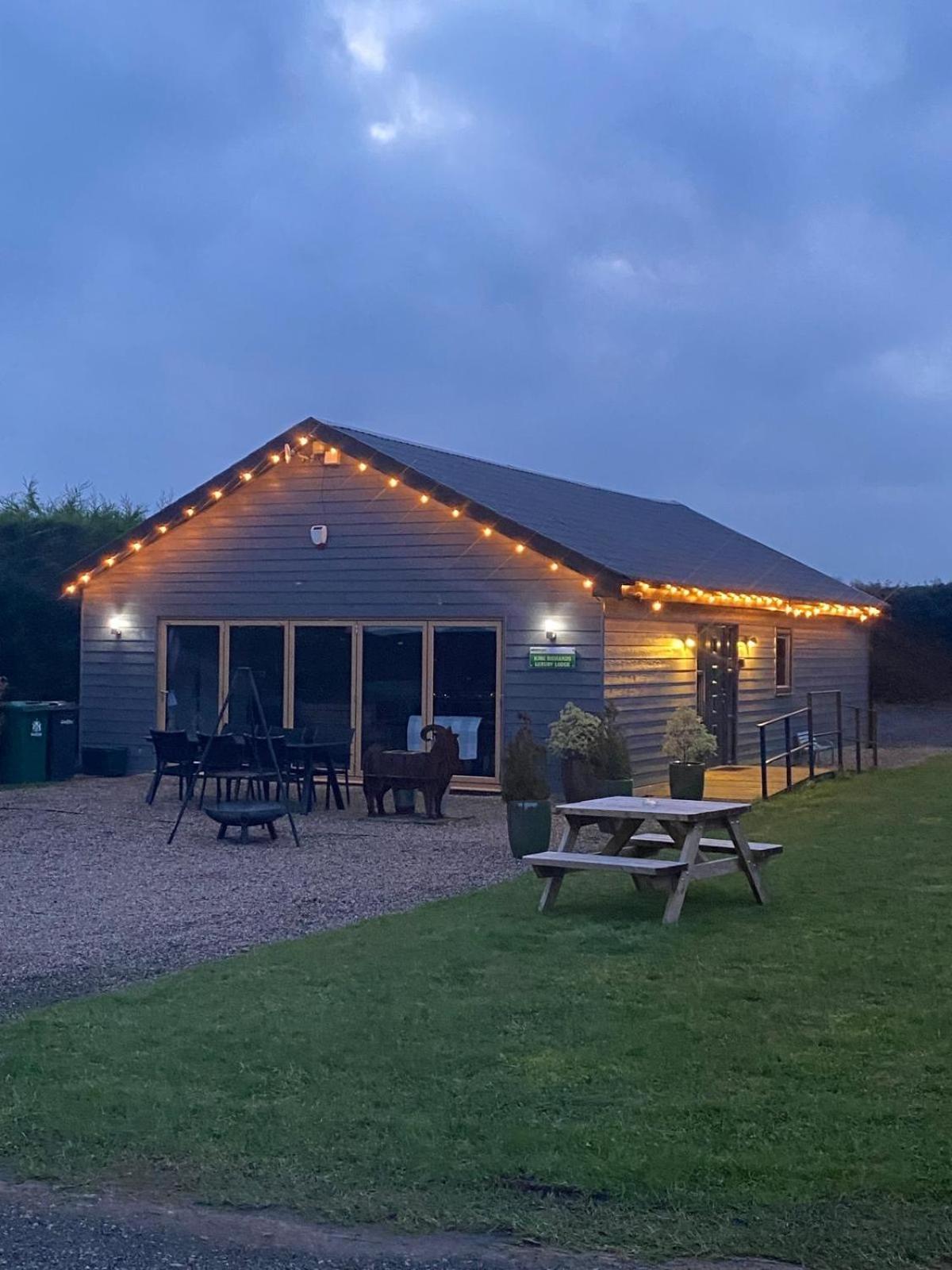 King Richard'S Luxury Lodge - Sleeps Up To 8 ,Dog Friendly ,Near Sherwood Forest At Fairview Farm In Nottingham Set In 88 Acres And Great For Groups,Family Gatherings,Corporate Events Exteriér fotografie